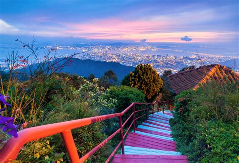 Penang malaysian & thai cuisine, formerly penang malaysian cuisine, is a malaysian and thai themed restaurant chain in the united states fou. Rondreis Maleisie - Kuala Lumpur & Penang Deluxe - 333travel