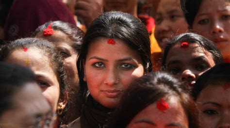 Schiave Delle Pietre Ecco La Vita Delle Donne Nepalesi