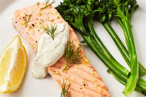 Remove the salmon, picking off any peppercorns, and refrigerate until chilled, about 45 minutes. Salmon Recipes For Passover / 6 Yummy Passover Dishes ...