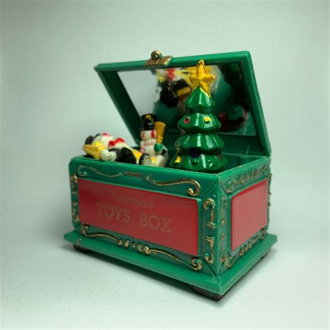 Ufn1132 Christmas Toys Box Jeepers Dollhouse Miniatures