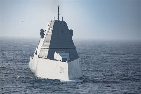 Stealth Destroyer How Ddg 1000 Zumwalt Could The Navy S Super Weapon The National Interest