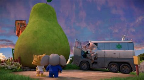 ‎the Incredible Story Of The Giant Pear On Itunes