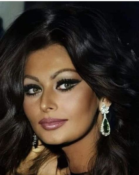 Beautiful Eyes Beautiful Women Diamond Earrings Drop Earrings Sophia Loren Cute Beauty