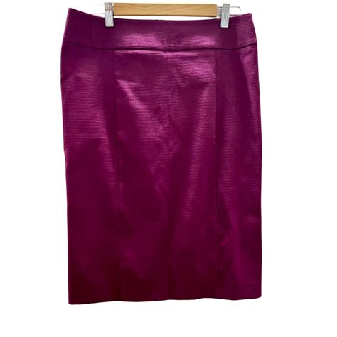Review Size 12 Mulberry Knee Length Skirts