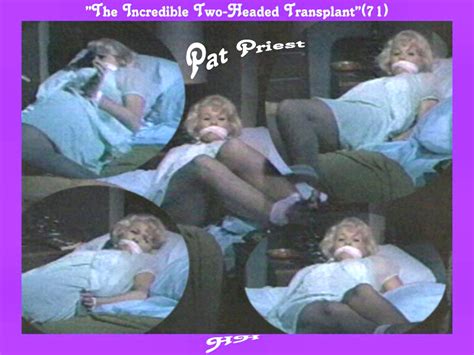 Голая Пэт Прист в The Incredible 2 Headed Transplant