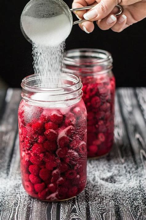 How To Make Raspberry Liqueur 自家製酒 Diy ギフト アルコール飲料 スパイス キャンディのように甘い