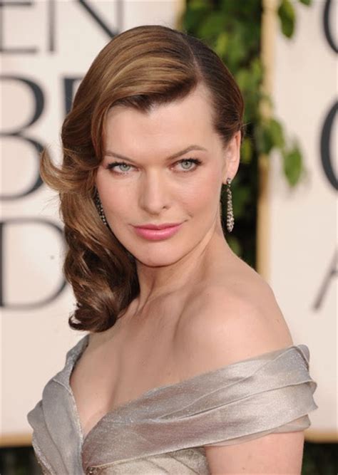 Best Cleavages In The World Milla Jovovich Cleavage