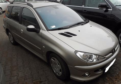 Large choix de véhicules de la marque peugeot en diesel, essence ou hybride, disponible à l'achat auprès de concessionnaire ou garage peugeot | autoselection. Peugeot 206 (2003-2009) - Where is VIN Number | Find ...