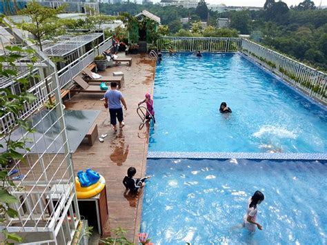 13 Hotel Di Pusat Kota Bandung Dengan Kolam Renang Rooftop Dan City View