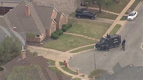 Woman Arrested In Swat Standoff In Tarrant County Texas Nbc 5 Dallas Fort Worth