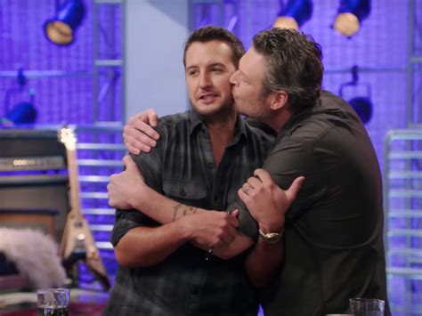 Watch Coach Blake Shelton And Mentor Luke Bryan Spread The Love During