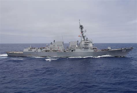 Uss Farragut Operates In The Atlantic Ocean Navy Ships Cool Boats Navy