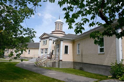 Historic Sites Of Manitoba Pine Falls School No 2155 Walnut Street