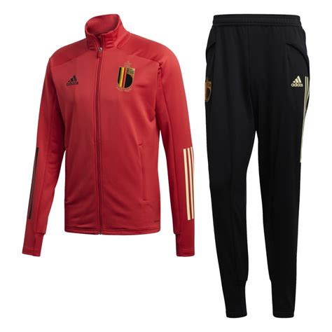 Le logo adidas est jaune sur le torse du nouveau maillot domicile belgique euro 2020. Ensemble survêtement Belgique noir rouge 2020 sur Foot.fr