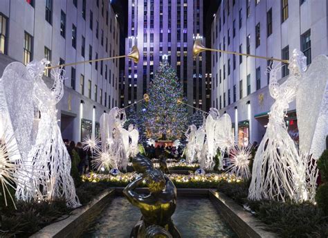 Christmas In New York The Most Instagrammable Places In Nyc During The Holidays Serenas
