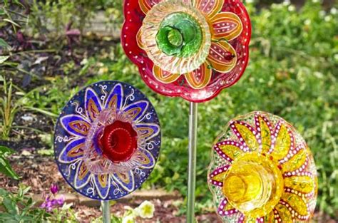 Glass garden flowers diy art made from junk projects to. LaBelladiva: DIY Glass Garden Flowers