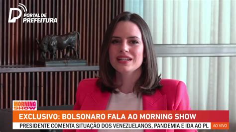 jair bolsonaro à cubana zoe martinez comentarista da emissora agora a jovem pan news exibe