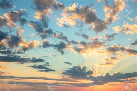 Sunrise Sky Wallpapers Top Free Sunrise Sky Backgrounds Wallpaperaccess