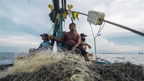 Top Mata Pencaharian Di Daerah Laut Kecuali A Petani Garam B Nelayan