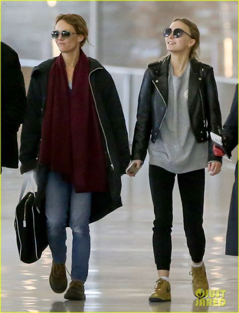 Lily Rose Depp Is Home For The Holidays Photo 1060389 Photo