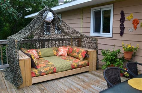 Futons continue to be popular. Custom Outdoor Futon | The Best Wood Furniture | Outdoor ...