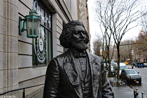 Statue Of Frederick Douglass Outside Of The New York Histo Flickr