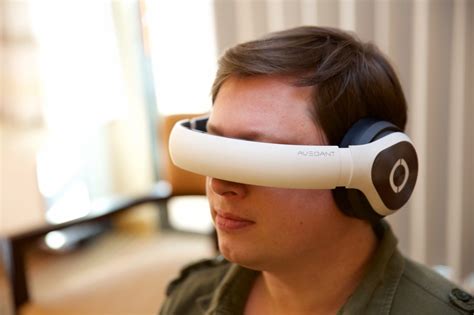 Glyph Head Mounted Display Shoots Dlp Images Directly Into Your