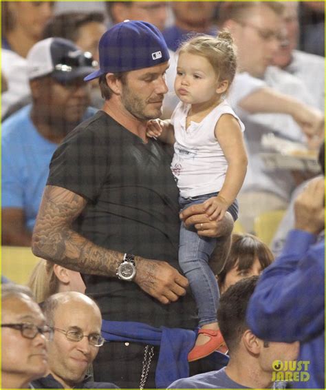 David Beckham And Harper Daddy Daughter Baseball Game Photo 2939637