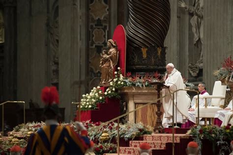 Homilía Del Papa Francisco En La Misa De Nochebuena