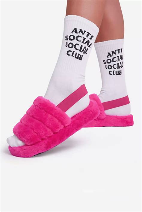 Vero moda teddy slippers in beige. Wholesale Hot Pink Faux Fur Fluffy Stripe Slipper