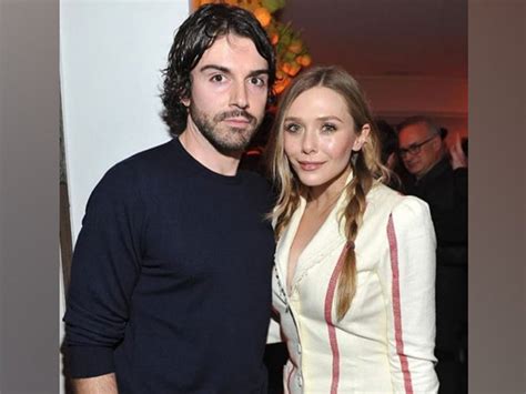 Elizabeth Olsen Married Now Actor Casually Calls Longtime Beau Robbie