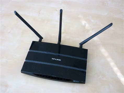 Keep reading for our full product review. TP-LINK AC1200 Wireless Dual Band Gigabit Router - Linux E ...