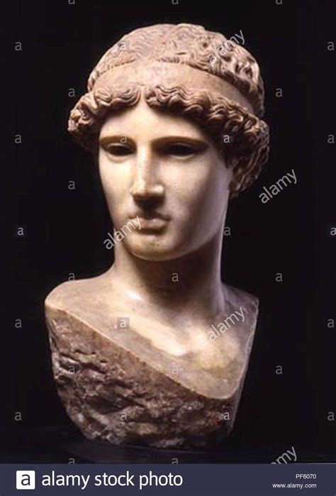 Atena Lemnia Bologna Stock Photo Alamy Ancient Greek Art Greek Sculpture
