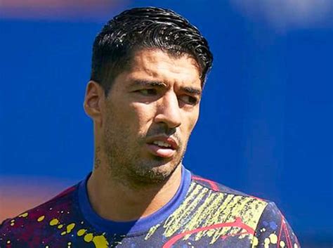 Futbolista argentino, jugador / delantero y capitán del barcelona de españa y máximo goleador histórico de la selección argentina. Luis Suárez aplaudió la decisión de Messi de irse ...