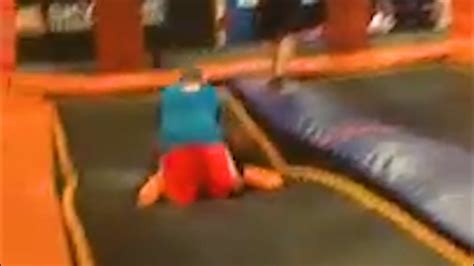 Guy Fails And Falls While Playing Basketball In Trampoline Park Youtube