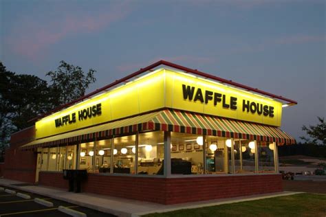 Waffle House Restaurant Waffle House House Design House