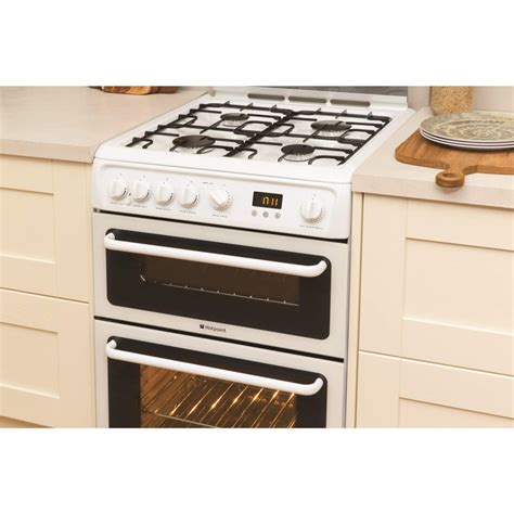 Grade A2 Hotpoint Hagl60p 60cm Double Oven Gas Cooker With Lid White