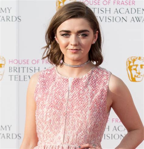 Game Of Thrones Maisie Williams Hits Back At Fan After Spoilers
