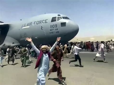 Taliban Grants Safe Passage From Kabul In Us Directed Airlift