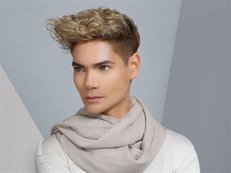 Modern woman the right to choose a suitable long feminine hairstyles for men and short haircut took the last place among the long feminine. Men's haircut with stubble length clipper cut sides