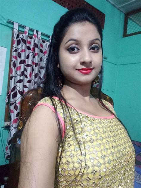 Desi Cute Beautiful Kolkata Girl Sexy Leaked Pics Desi Pics Hd Sd