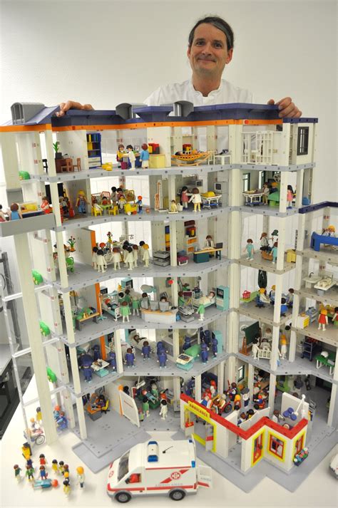 Real playmobil krankenhaus angebote im prospekt ⭐ du willst den aktuellen preis für playmobil krankenhaus bei real und anderen händlern wissen? Playmobil-Krankenhaus: Schlossgespenster in der Pathologie - DER SPIEGEL
