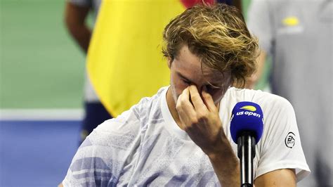 Watch eurosport live stream online. US Open - Alexander Zverev weint im Interview - Tennis ...