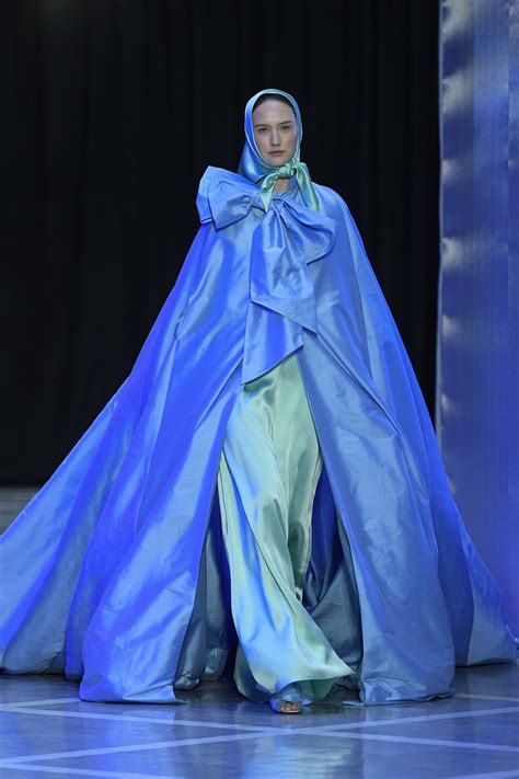 Halpern Rtw Spring 2023 Photos