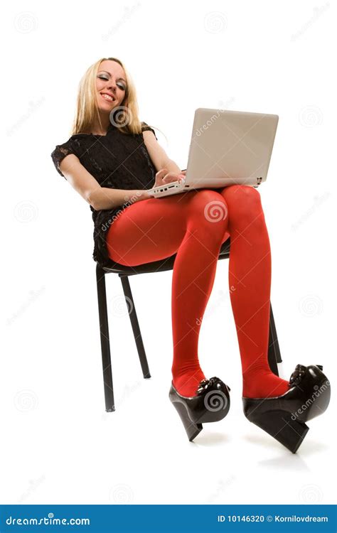Schönes Mädchen Im Stuhl Mit Laptop Stockfoto Bild Von Mädchen Aspirationen 10146320