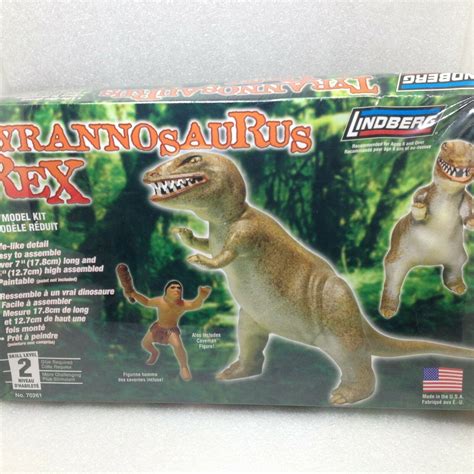 Lindberg T Rex Tyrannosaurus Dinosaur Model Kit 70261 With Caveman