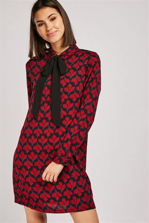 Printed Pussy Bow Neck Shift Dress Just 7