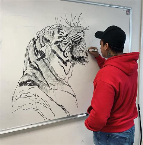 Pencil Sketch Artist Efraín Malo Artwoonz Whiteboard Art Art