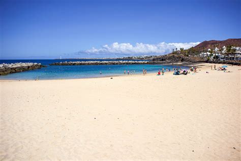 Qué ver en Playa Blanca playas de ensueño en Lanzarote