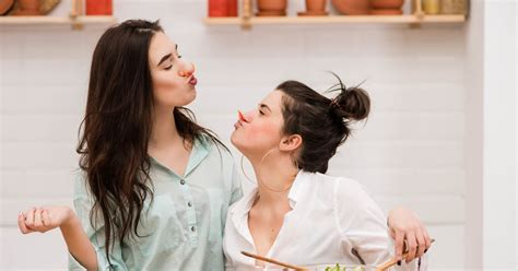 11 Pics Of Real Lesbian Couples You Should Not Miss During Pride Month